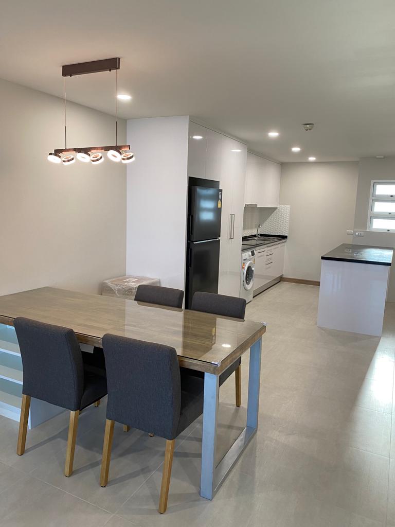 Supalai Place, 179/61 Sukhumvit Soi 39, Bangkok