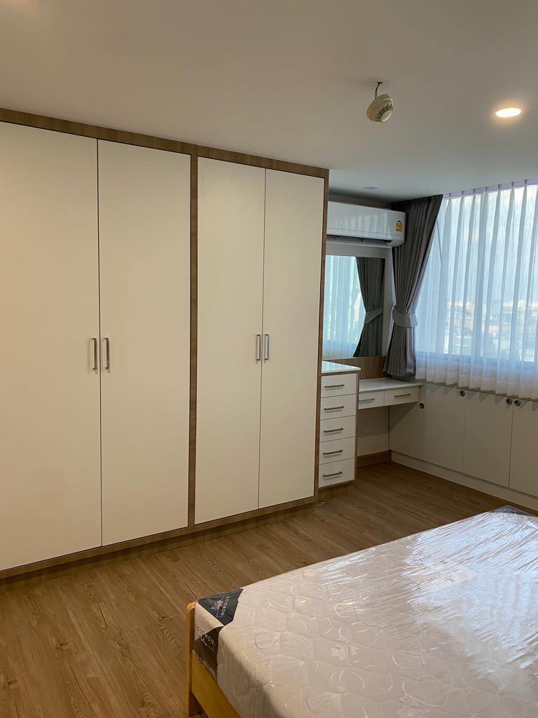 Supalai Place, 179/61 Sukhumvit Soi 39, Bangkok