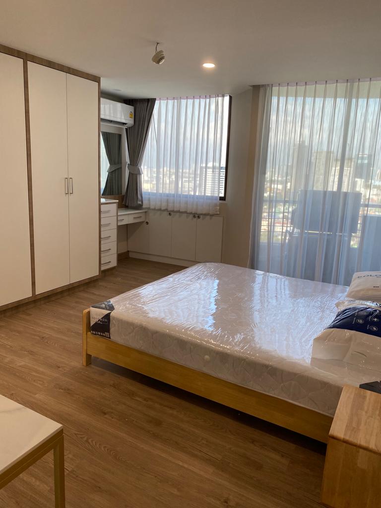 Supalai Place, 179/61 Sukhumvit Soi 39, Bangkok